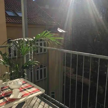 Komfortables Appartement Zentral Gelegen Erfurt Exterior photo